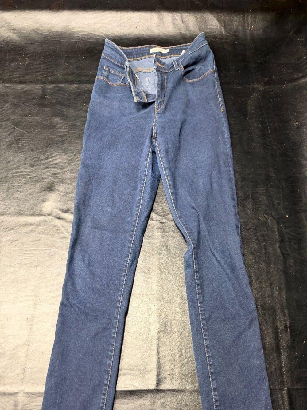 Levi's Women's Classic Mid-Rise Skinny Jeans